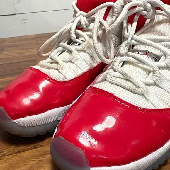 Air Jordan 11 Retro “Cherry” Varsity Red/White (CT8012-116 - Picture 2 of 11